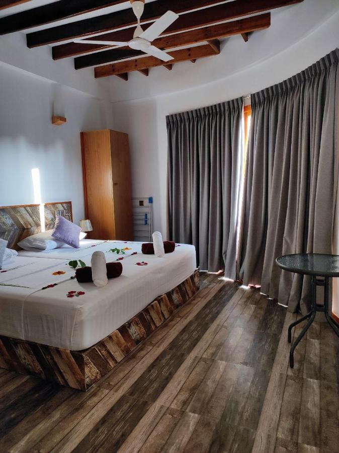 Cowry Inn Fulidhoo Kültér fotó
